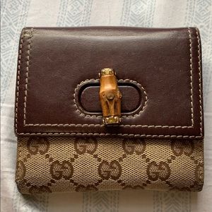 Vintage Gucci wallet